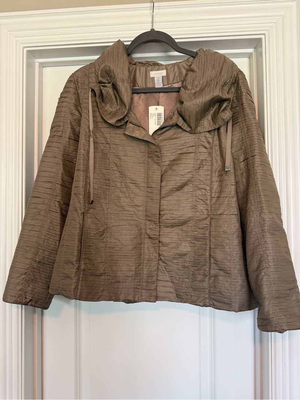 Chico’s Taupe Hooded Lightweight Crinkled Nylon Blazer/Jacket